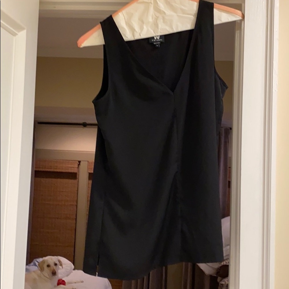 Black top v neck